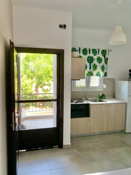 Lovely Apartment By The Sea 2 ….. Epanomi Luaran gambar